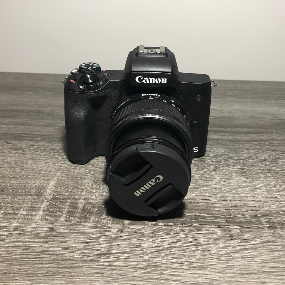 Canon EOS M50 Body and Lens